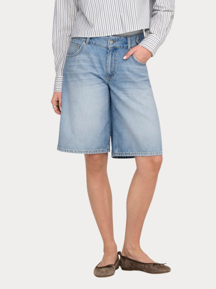 BERMUDA SHORTS ONLY LORAN  WIDE DNM LIGHT BLUE DENIM