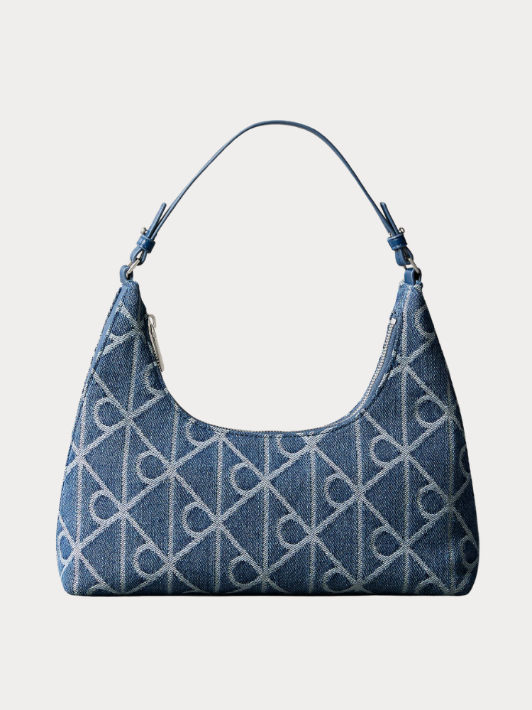 ΤΣΑΝΤΑ CALVIN KLEIN EMBLE AOP DENIM SHOULDER BLUE