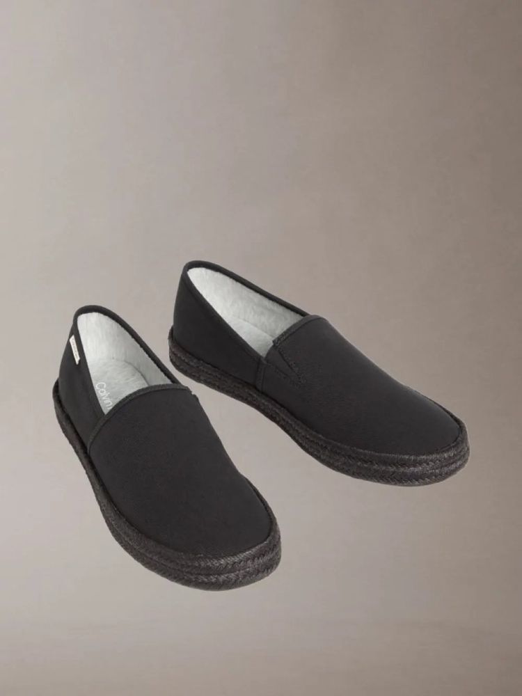 ΕΣΠΑΝΤΡΙΓΙΑ CALVIN KLEIN TRIPLE BLACK CALVIN KLEIN φωτογραφία