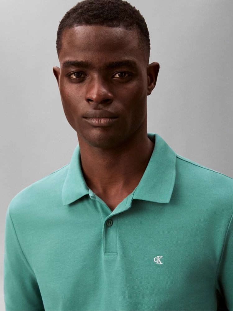 POLO CALVIN KLEIN PIQUE CHEST LOGO REGULAR FIT WILD GREEN CALVIN KLEIN φωτογραφία