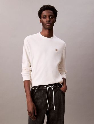 LONG SLEEVE CALVIN KLEIN WAFFLE CREWNECK TOFU